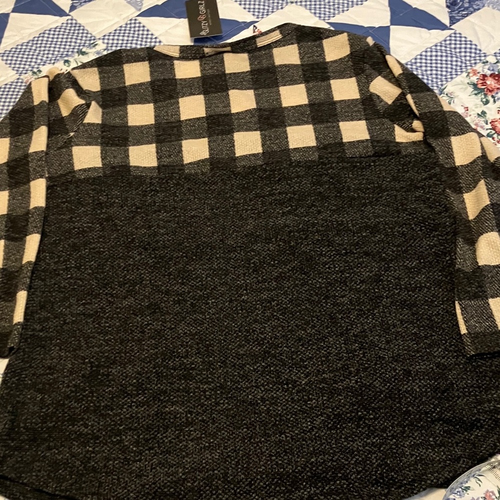 Glitzy Girlz Women's Black and Cream Checkered Crewneck Top - Picture 7 of 7